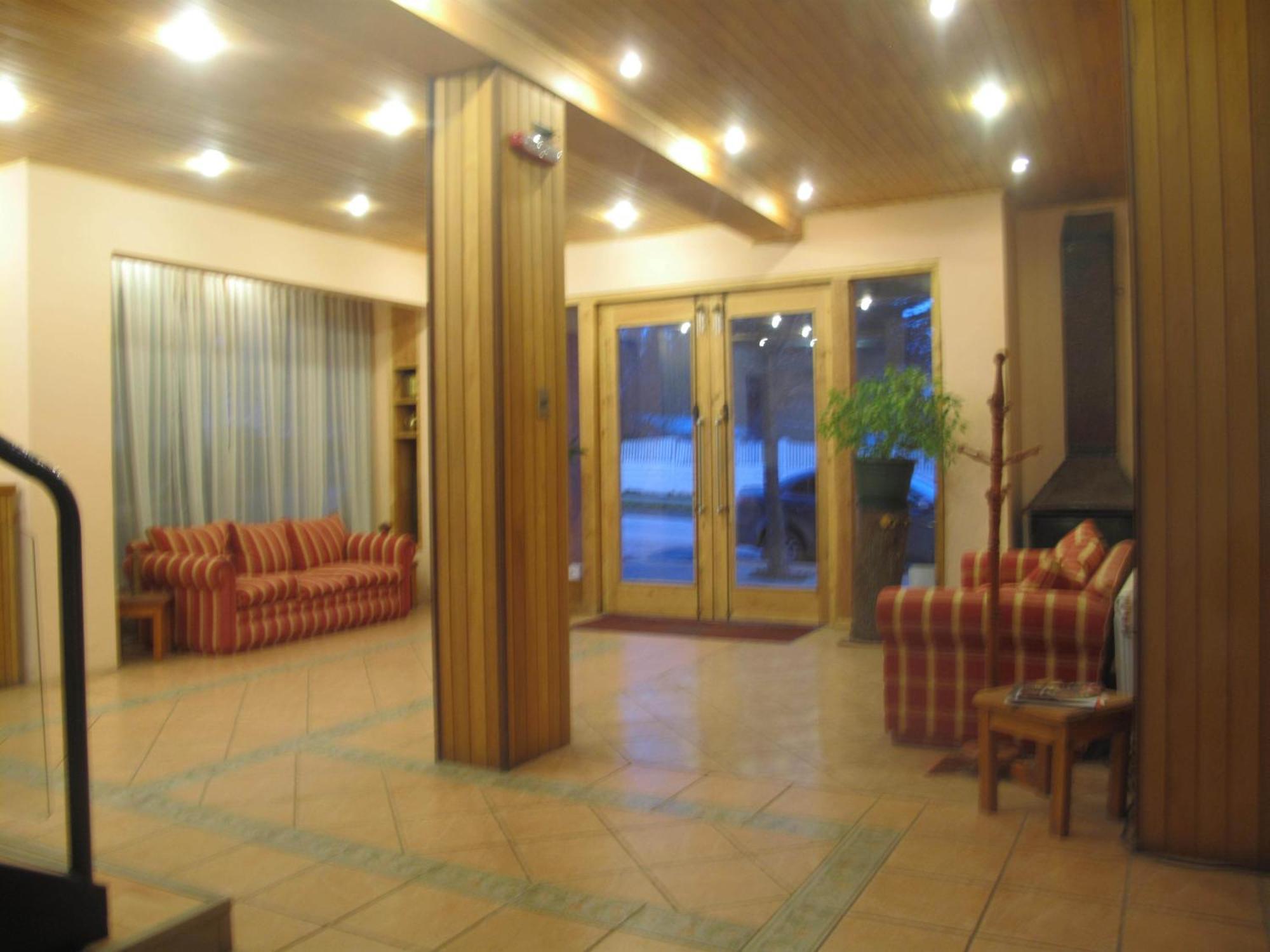 Hotel Saltos Del Paine Puerto Natales Exterior photo